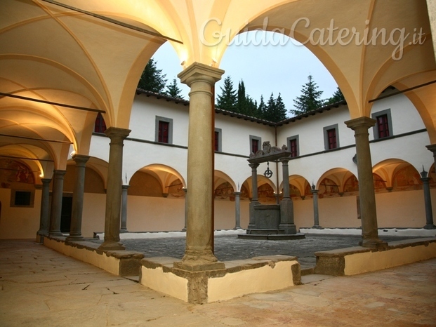 Chiostro Convento del Carmine