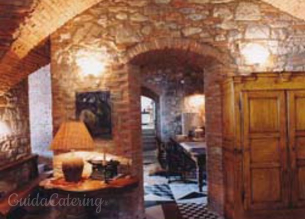Giallo salone medievale